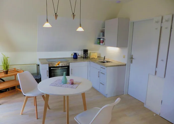 Hus Palstek, Og Links Böhl